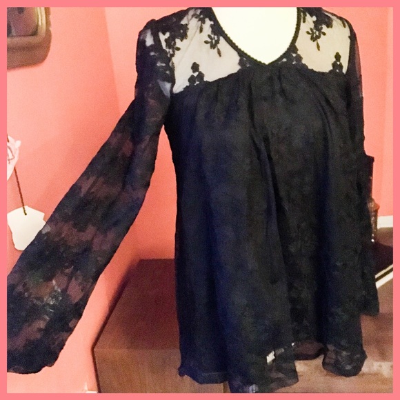 Suzanne Betro black lace long sleeve tunic - Picture 1 of 4